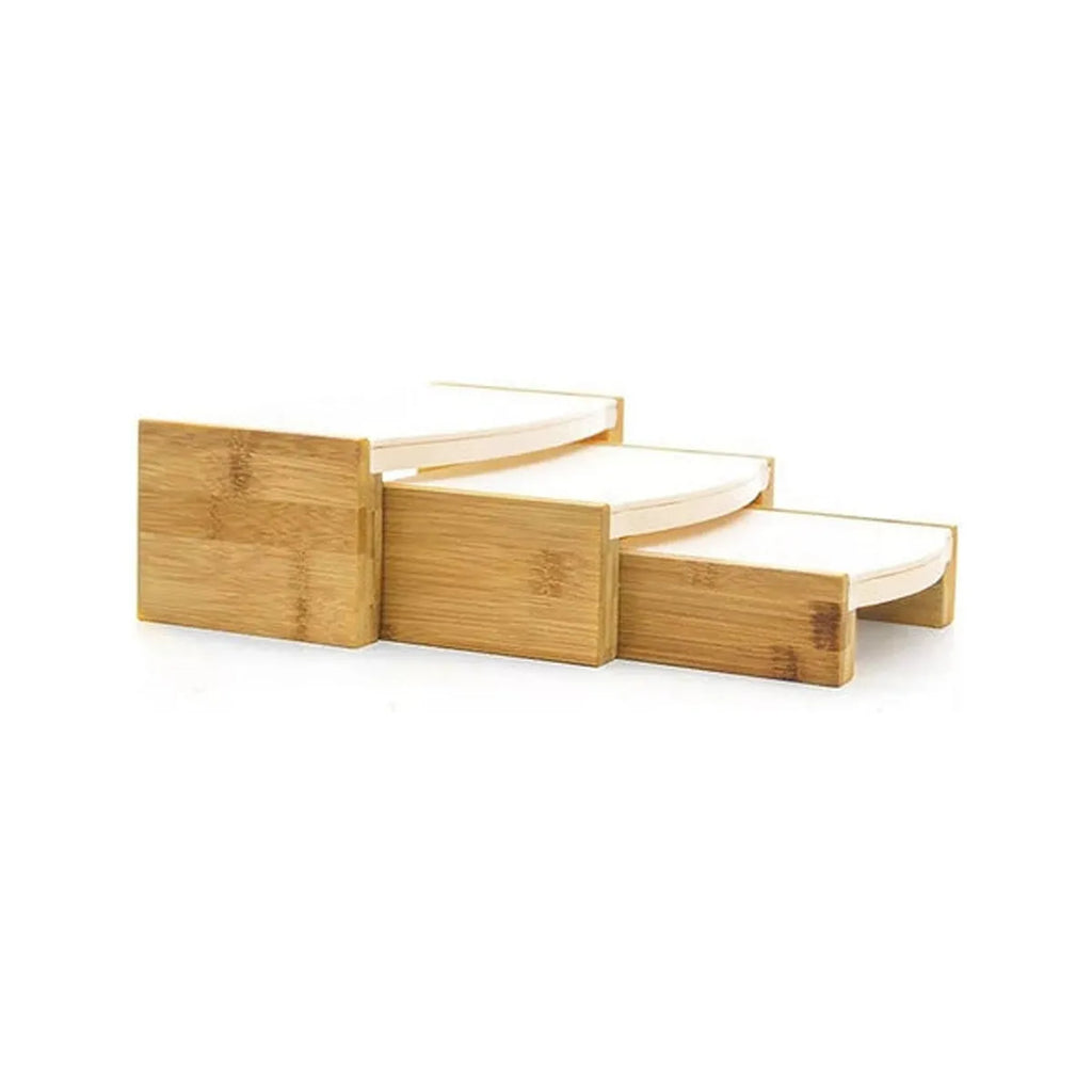 Exhibidor Tres Niveles Madera Con Bace Terciopelo Beige
