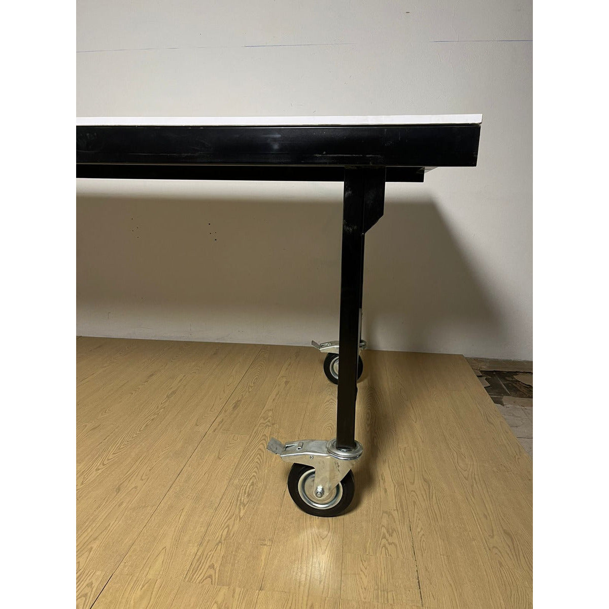 Mesón De Trabajo Reforzado Pro Con Ruedas 200x90cm