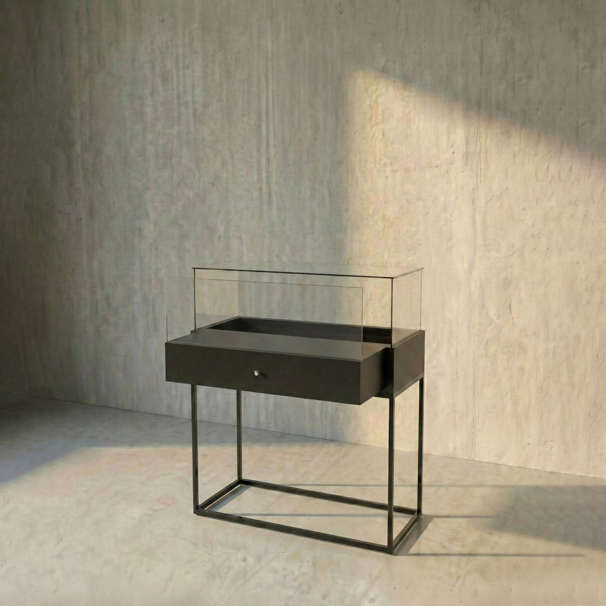 Vitrina Mostrador Cúpula Con Base Metálica 106x43x110cm